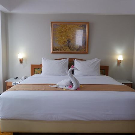 Hotel Horison Ultima Bandung Zewnętrze zdjęcie